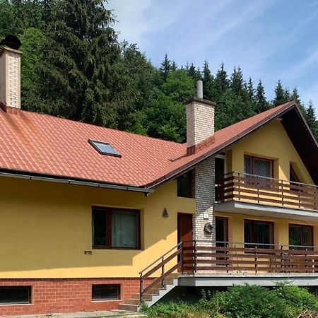 Bystravilla Exterior foto